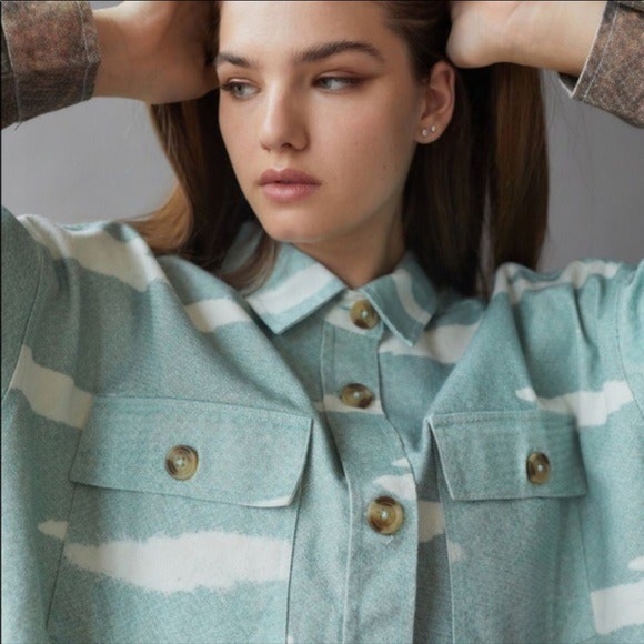 UO BDG “Ashlyn” embellished shirt jacket shacket small - Picture 3 of 10